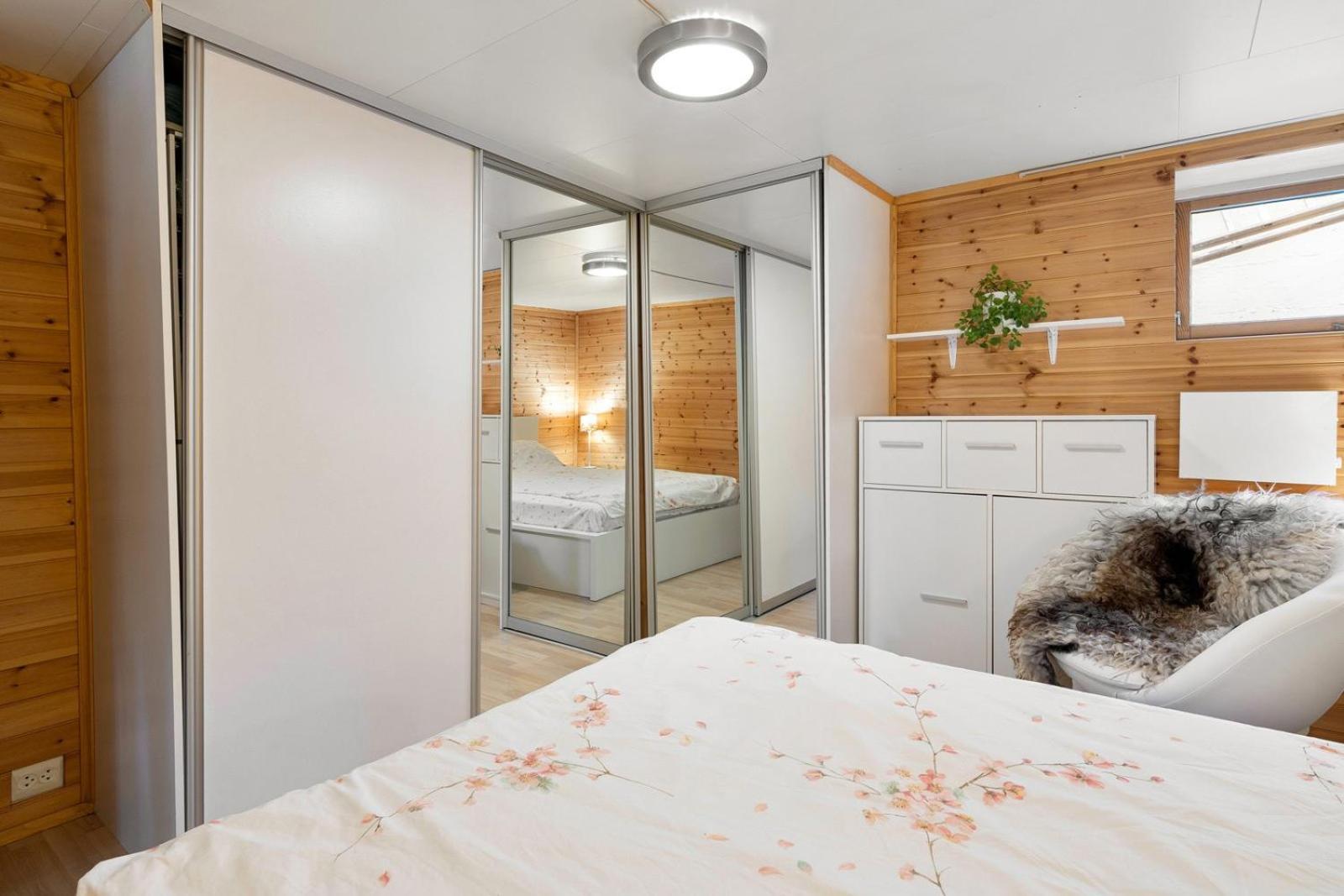 Room In Cozy Apartment 7 Min Walk From The City Center Тромсё Экстерьер фото