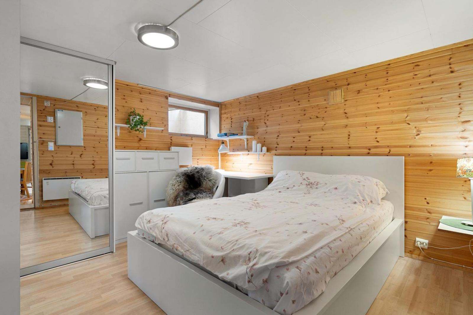 Room In Cozy Apartment 7 Min Walk From The City Center Тромсё Экстерьер фото